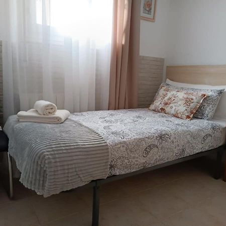 Quaint Ground Floor Apartment With Pool Lb1 Торрев'єха Екстер'єр фото