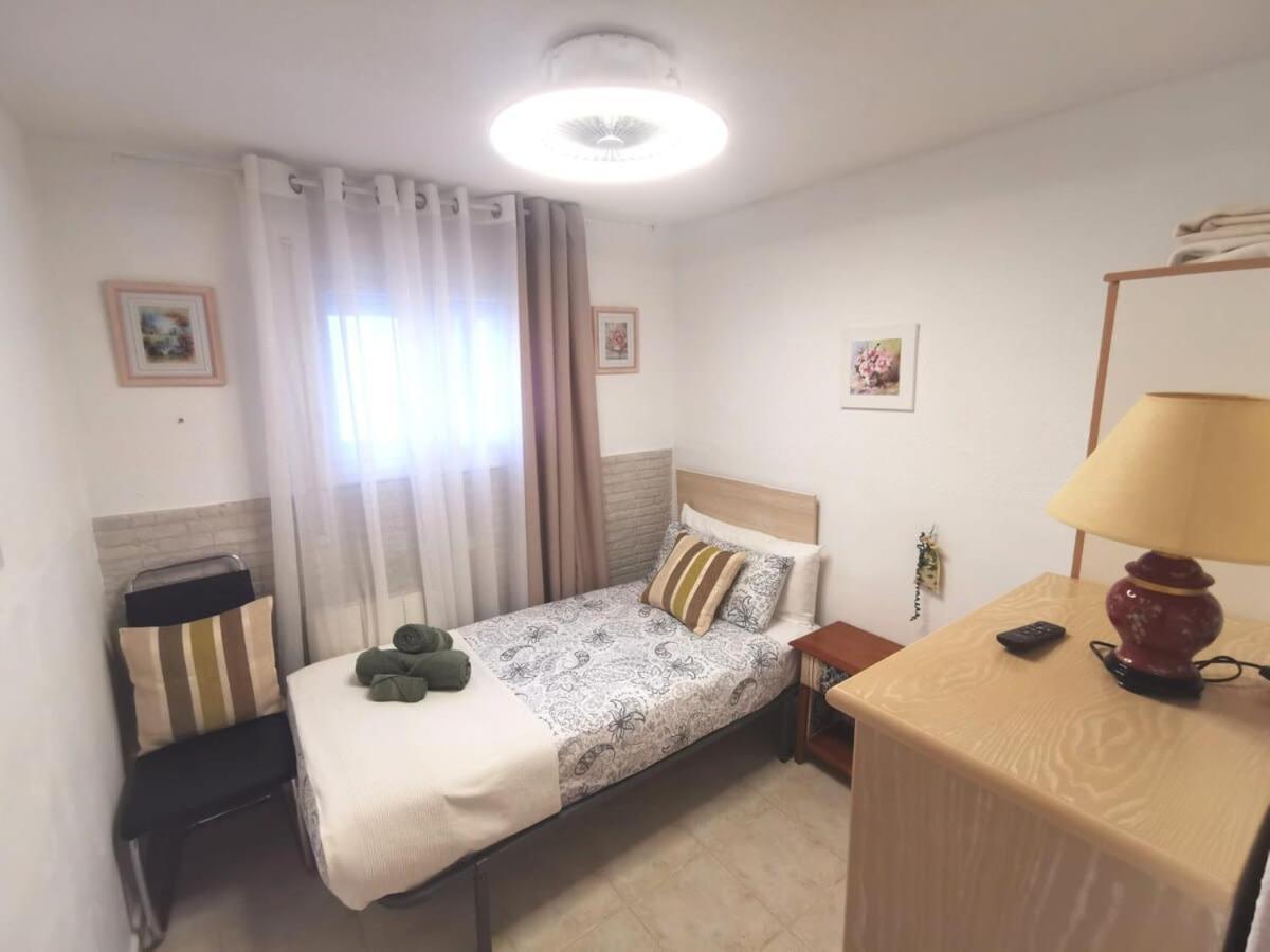 Quaint Ground Floor Apartment With Pool Lb1 Торрев'єха Екстер'єр фото