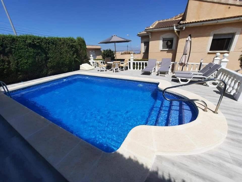 Quaint Ground Floor Apartment With Pool Lb1 Торрев'єха Екстер'єр фото