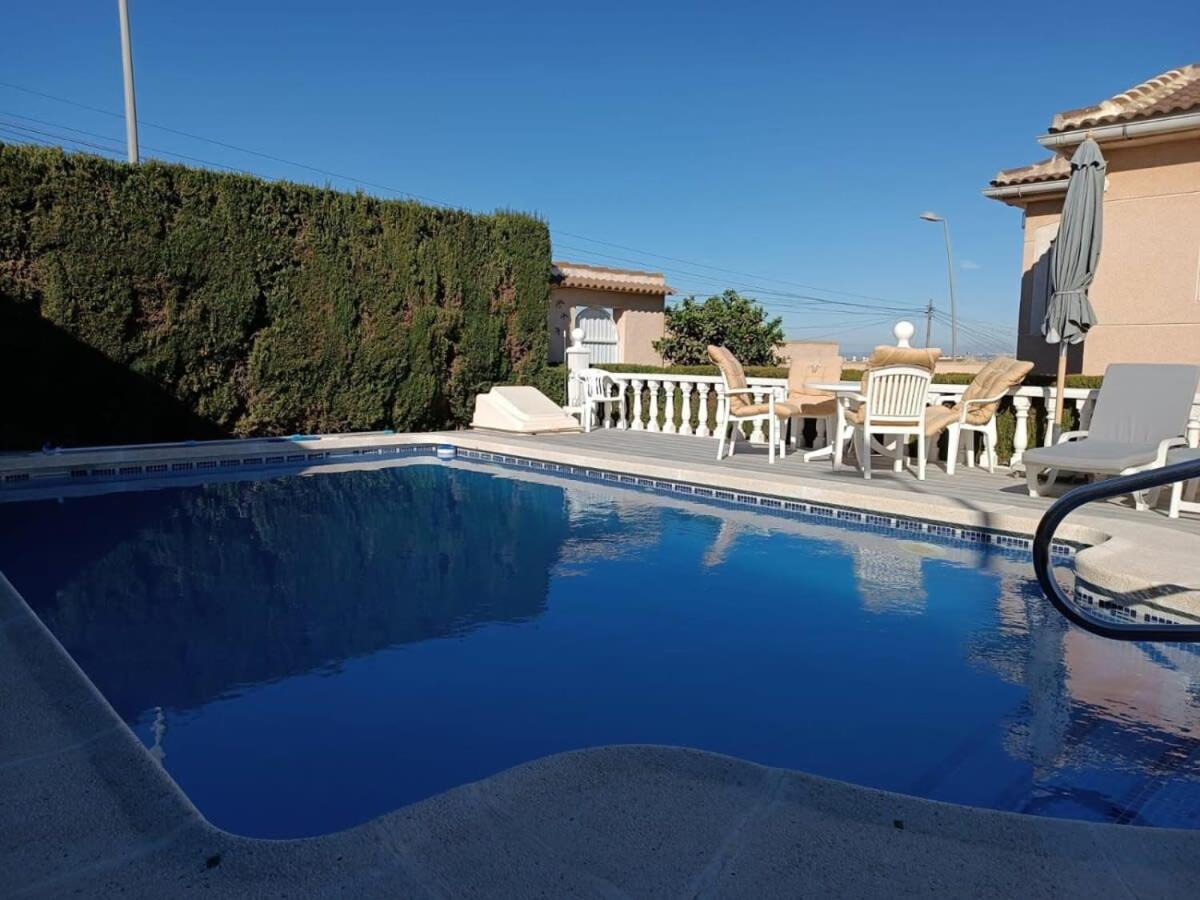 Quaint Ground Floor Apartment With Pool Lb1 Торрев'єха Екстер'єр фото